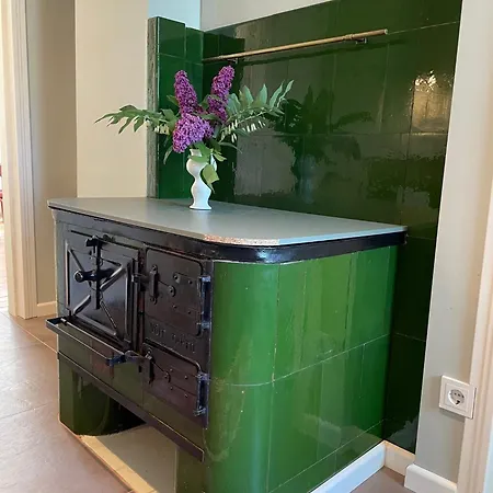 Harry Hans Apartment